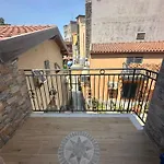 L'eclissi Konukevi Katanya